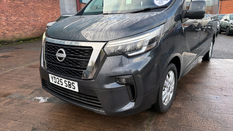 Nissan Primastar 30 L2 Diesel 2.0 dCi 130ps H1 Tekna Crew Van